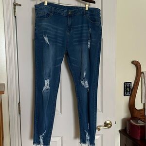 Distressed Jeans w/stretch